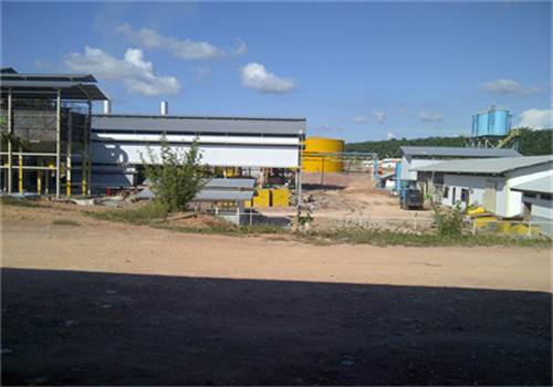 petite chaîne de production d’huile de soja au Bénin